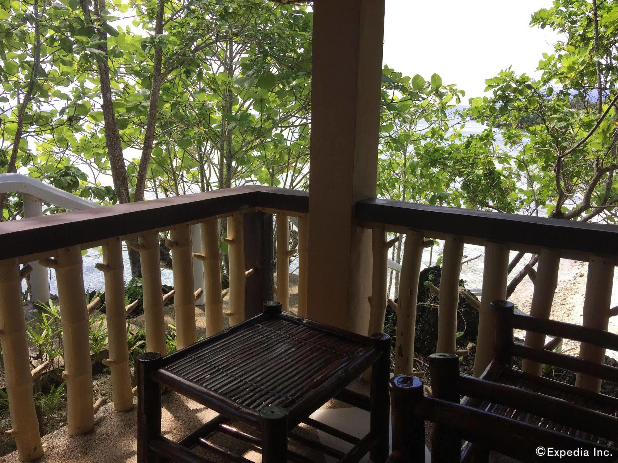 Reddoorz Premium @ Flower Beach Anda Exterior foto