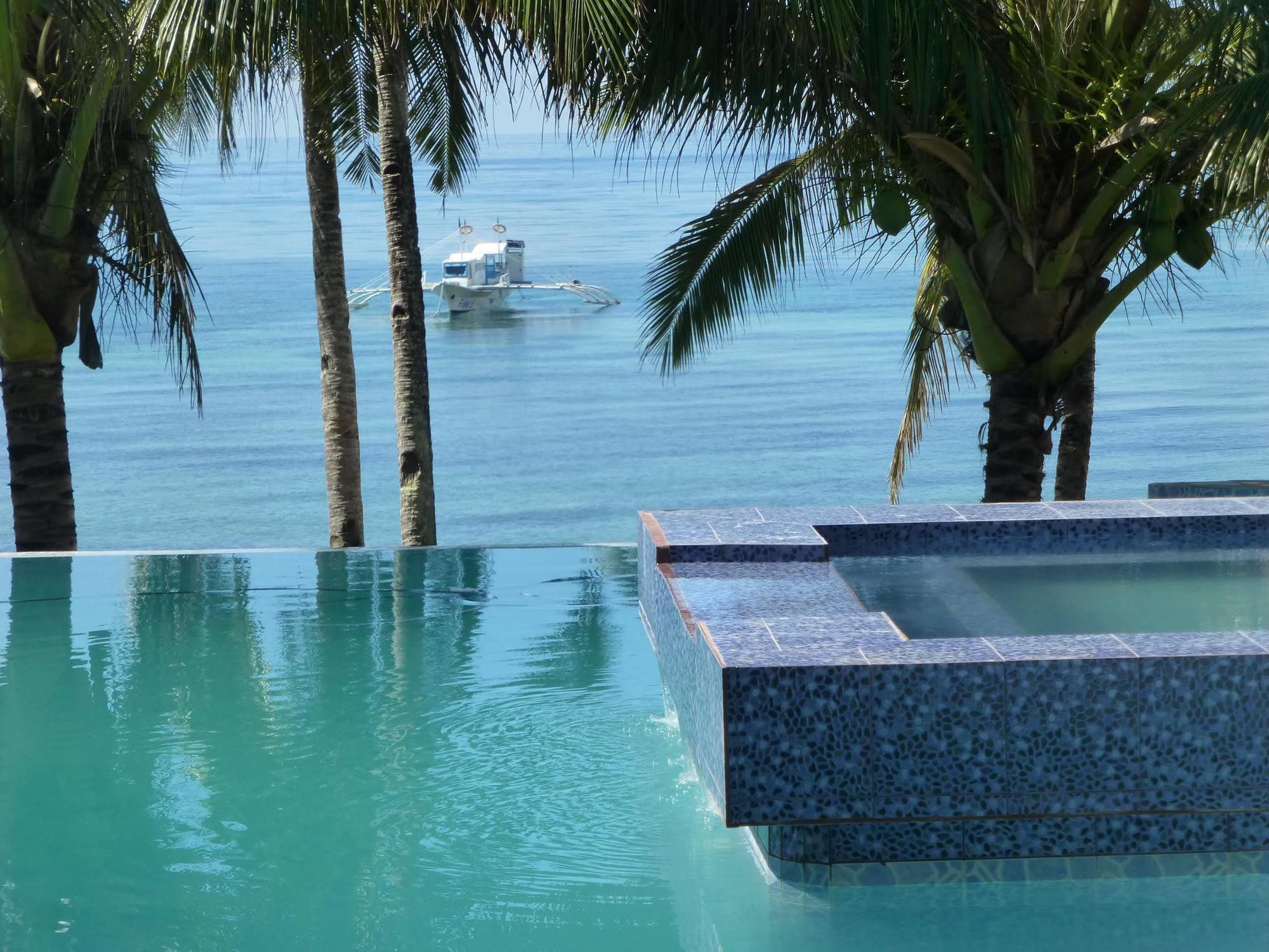 Reddoorz Premium @ Flower Beach Anda Exterior foto