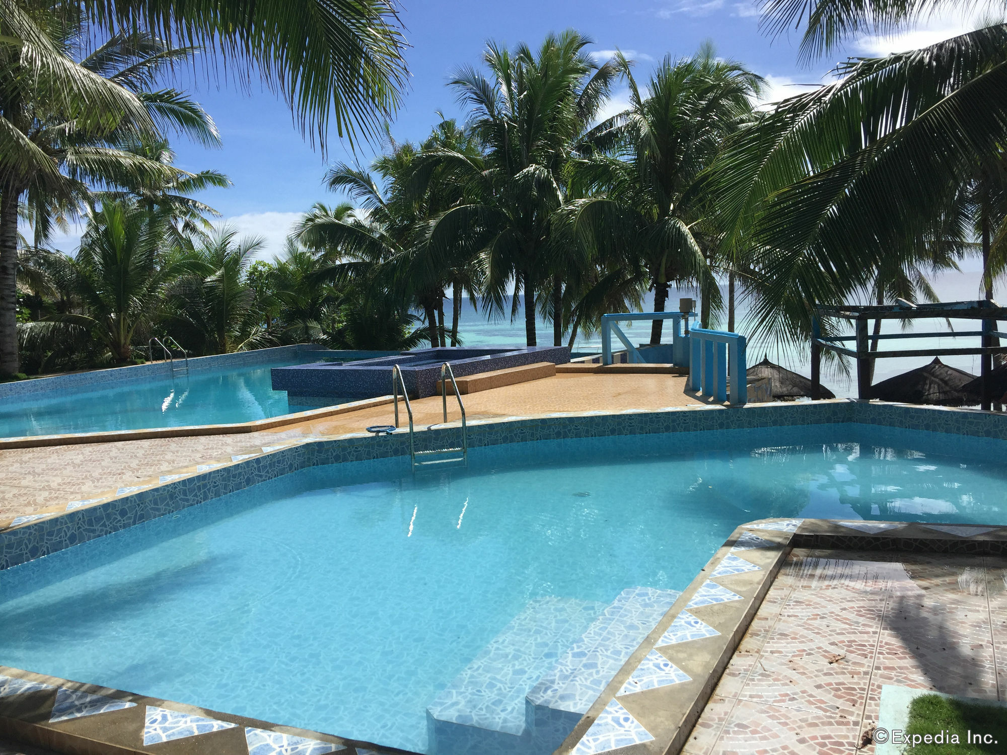 Reddoorz Premium @ Flower Beach Anda Exterior foto